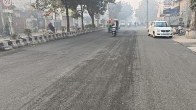 MC additional commissioner Aaditya Dachalwal said the contractor has been directed to get the road repaired and the concerned officials were told to stop the payment if the contractor fails to do the same. (Representative Image/HT File) MC additional commissioner Aaditya Dachalwal said the contractor has been directed to get the road repaired and the concerned officials were told to stop the payment if the contractor fails to do the same. (Representative Image/HT File)