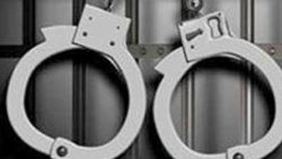 A patrolling police team rushed towards screaming woman and saw two men, dressed as policemen, fleeing the scene. They chased and caught the duo and began questioning them. (Representational team)