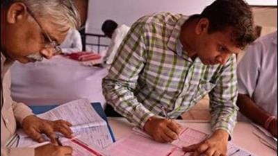 Revenue Secretary Tarun Bajaj on Friday said the number of income-tax returns (ITRs) filed this year is considerably higher compared to last year, signifying a smooth filing process. (MINT PHOTO.) Revenue Secretary Tarun Bajaj on Friday said the number of income-tax returns (ITRs) filed this year is considerably higher compared to last year, signifying a smooth filing process. (MINT PHOTO.)
