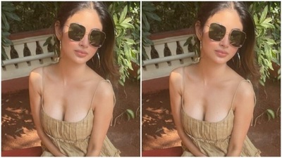Mouni's friend and colleague from the film industry Mandira Bedi commented asking where she is, to which Mouni replied that she is currently in Goa. She also asked Mandira to drop by. (Instagram/@imouniroy)