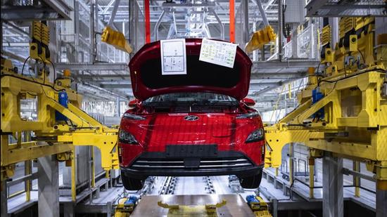 Though the automobile registration numbers in 2021 were lower than pre-Covid times,Chandigarh-based dealers say the problem is not with demand but with a shortage in supply. They added that vehicle sales are likely to reach pre-Covid levels by mid-2022. (Bloomberg)