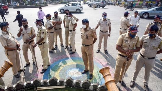 Mumbai Police personnel are seen in this file photo. (PTI Photo)