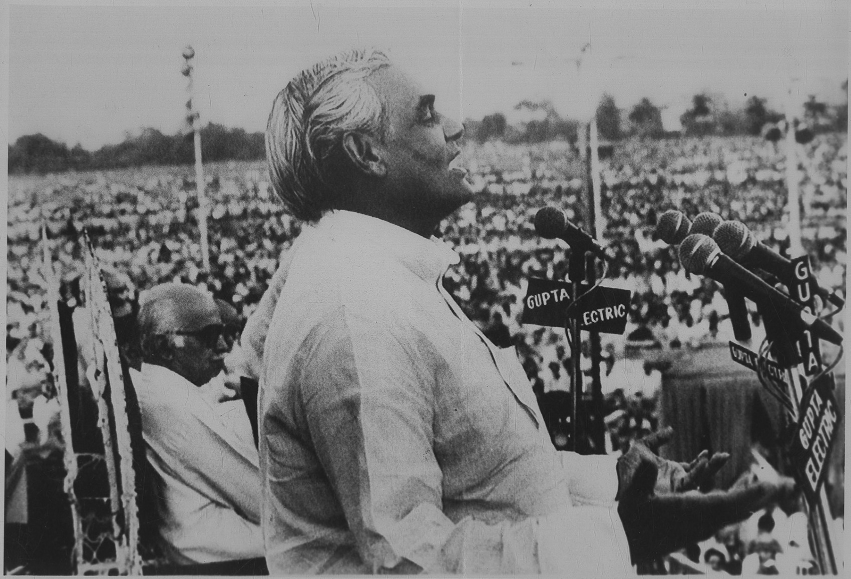08 April 1990 - Bharatiya Janata Party Atal Bihari Vajpayee addressing a rally at Brigade Parade on the occasion of the National Executive Meeting. (HT Photo)