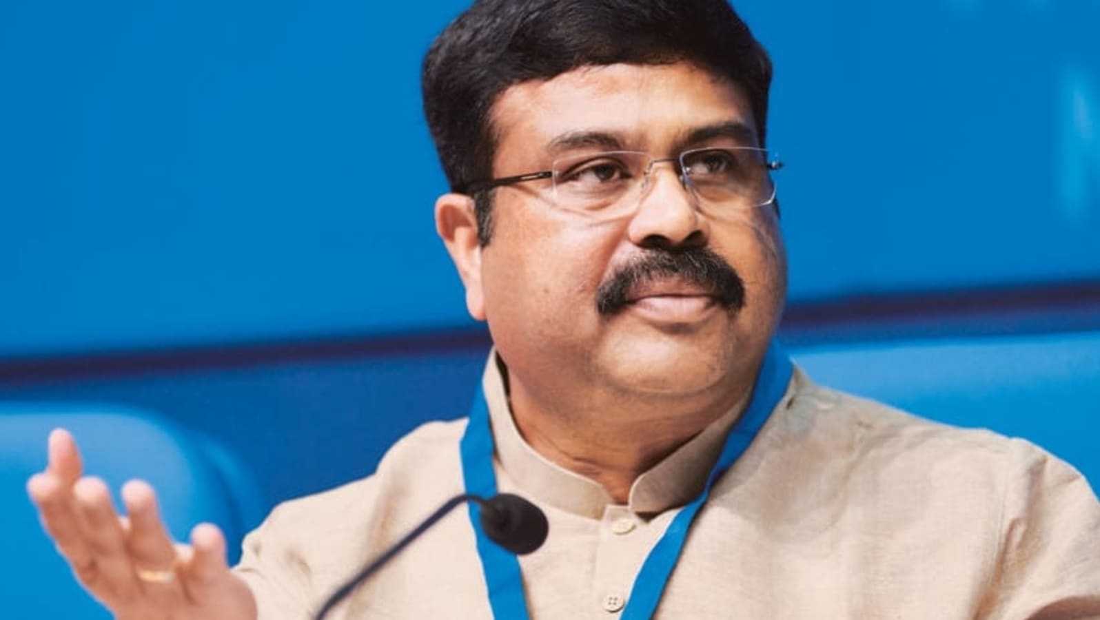 Dharmendra Pradhan To Launch 100-day Reading Campaign 'Padhe Bharat' On ...