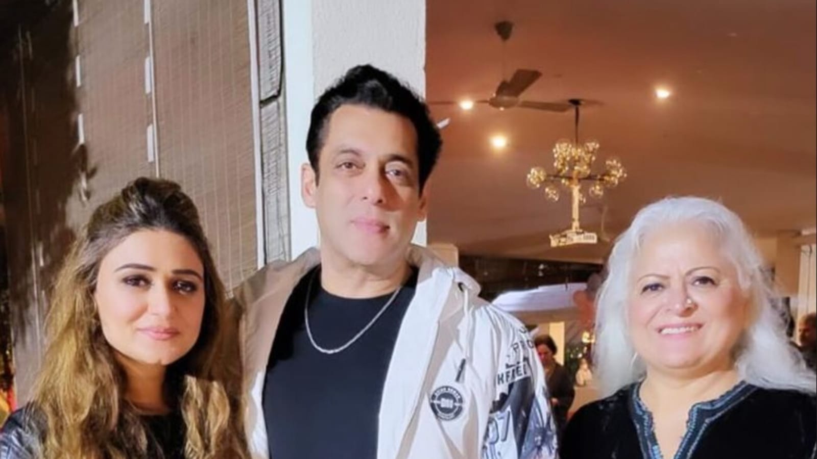 Salman khan new arrivals neck chain