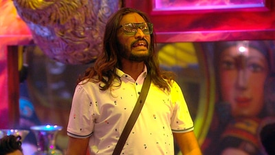 Abhijit Bichukale was happy participating in Salman Khan's jokes on Bigg Boss 15 Abhijit Bichukale was happy participating in Salman Khan's jokes on Bigg Boss 15