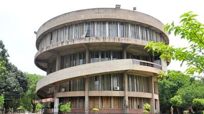 The Panjab University panel suggested a dialogue wherein the mess and canteen contractors can hear out the student bodies’ demands. (HT File) The Panjab University panel suggested a dialogue wherein the mess and canteen contractors can hear out the student bodies’ demands. (HT File)