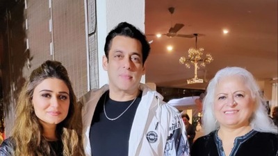 Salman Khan with Bina Kak and her daughter. Salman Khan with Bina Kak and her daughter.