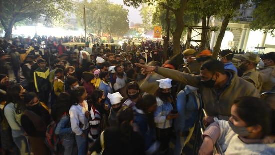A long queue of commuters outside Rajiv Chowk Metro station, on Saturday when Delhi recorded 2,716 cases of Covid-19, nearly 50% more than Friday’s 1,796. (Raj K Raj/HT Photo) A long queue of commuters outside Rajiv Chowk Metro station, on Saturday when Delhi recorded 2,716 cases of Covid-19, nearly 50% more than Friday’s 1,796. (Raj K Raj/HT Photo)