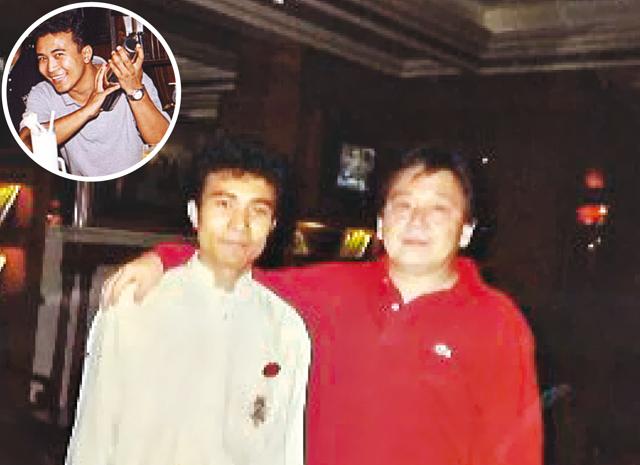 Yangdup Lama with his bartending guru Laval Lim Hon, from Waikiki Cocktail Bar, Majorca, Spain, in 1996; (inset) At his first cocktail consultancy assignment at GK 2’s Snob Bar, in Delhi, in 2001 Yangdup Lama with his bartending guru Laval Lim Hon, from Waikiki Cocktail Bar, Majorca, Spain, in 1996; (inset) At his first cocktail consultancy assignment at GK 2’s Snob Bar, in Delhi, in 2001