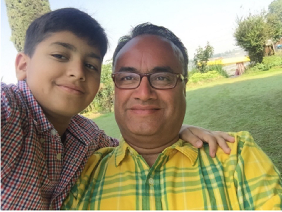 Little Lakshya poses with his father. Little Lakshya poses with his father.