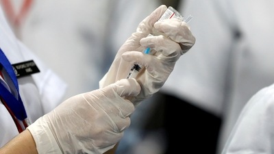 As of 7am on Sunday, 1,454,413,005 doses of the Covid-19 vaccine have been administered in India. (Reuters | Representational image)