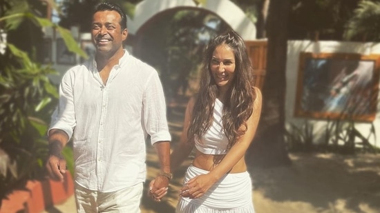 Leander Paes and Kim Sharma in a pic posted by Kim on her social media.