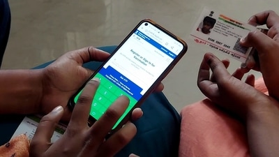 Girls from 15 to 18 years of age register for Covid-19 vaccination on the Co-WIN platform in Tiruchirappalli on Saturday.&nbsp; (File Photo / ANI)