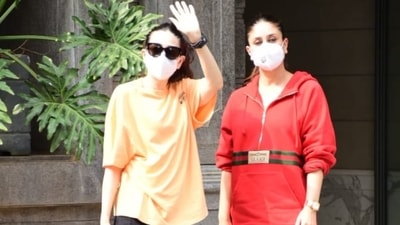 Bollywood's most fashionable sister duo Kareena Kapoor Khan and Karisma Kapoor arrived at their dad Randhir Kapoor's house today, January 3, in Mumbai. The paparazzi clicked the sister's outside the veteran actor's house while getting out of their cars. Both Kareena and Karisma, looking stylish as ever, posed for the shutterbugs. (HT Photo/Varinder Chawla) Bollywood's most fashionable sister duo Kareena Kapoor Khan and Karisma Kapoor arrived at their dad Randhir Kapoor's house today, January 3, in Mumbai. The paparazzi clicked the sister's outside the veteran actor's house while getting out of their cars. Both Kareena and Karisma, looking stylish as ever, posed for the shutterbugs. (HT Photo/Varinder Chawla)