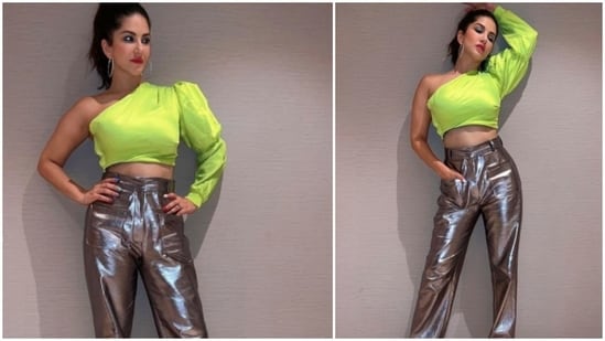 Sunny Leone celebrated her New Year in Goa, which is known for its pristine beaches, exquisite bars and restaurants and dazzling nightlife. The actor decided to welcome the New Year in a stylish metallic outfit.(Instagram/@sunnyleone)