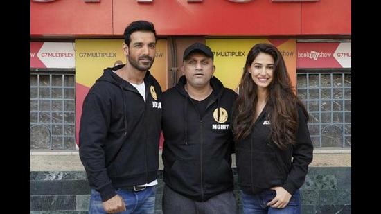 Aktor John Abraham dan Disha Patani membintangi Ek Villain Returns karya Mohit Suri