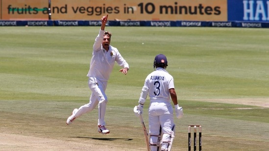 Cricket - Second Test - South Africa v India - Imperial Wanderers Stadium, Johannesburg, South Africa - January 3, 2022 South Africa's Duanne Olivier celebrates after taking the wicket of India's Ajinkya Rahane REUTERS/Rogan Ward(REUTERS)
