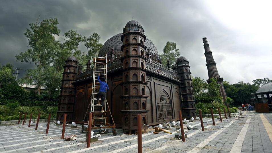 Bharat Darshan Park: Fuelled by an overwhelming response and financial incentives to the Wonder Park, the South MCD decided to set up a similar, but much larger, project in 8.5-acre plot park located in Punjabi Bagh (ANI File) Bharat Darshan Park: Fuelled by an overwhelming response and financial incentives to the Wonder Park, the South MCD decided to set up a similar, but much larger, project in 8.5-acre plot park located in Punjabi Bagh (ANI File)