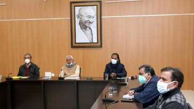 Bihar Chief Minister Nitish Kumar holds a review meeting, in Patna on Tuesday. (Santosh Kumar/HT Photo) Bihar Chief Minister Nitish Kumar holds a review meeting, in Patna on Tuesday. (Santosh Kumar/HT Photo)