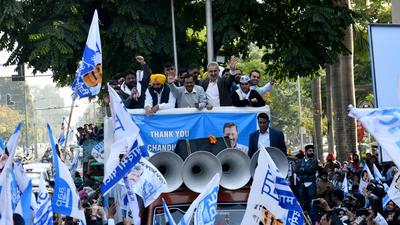 During the AAP roadshow in Chandigarh on December 30, social distancing was given a complete miss and most participants were also not wearing masks. (Ravi Kumar/HT)