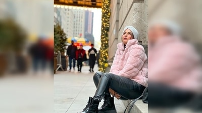 Sharing her stylish winter pictures on Instagram, Hina Khan gave an inspiring caption to her post that read, " Never stop looking up..Remember God Will always guide u and protect you..." (Instagram/@realhinakhan)