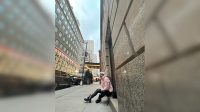 Fashionista Hina Khan hit the streets of New York donning a light pink fleece jacket which she teamed with leather pants and ankle boots. (Instagram/@ralhinakhan)