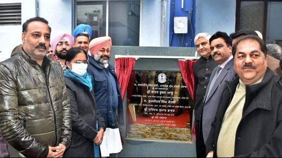 Cabinet minister Gurkirat Singh Kotli and MLA Sanjay Talwar inaugurate the Focal Point effluent treatment plant in Ludhiana on Tuesday. (HT Photo)