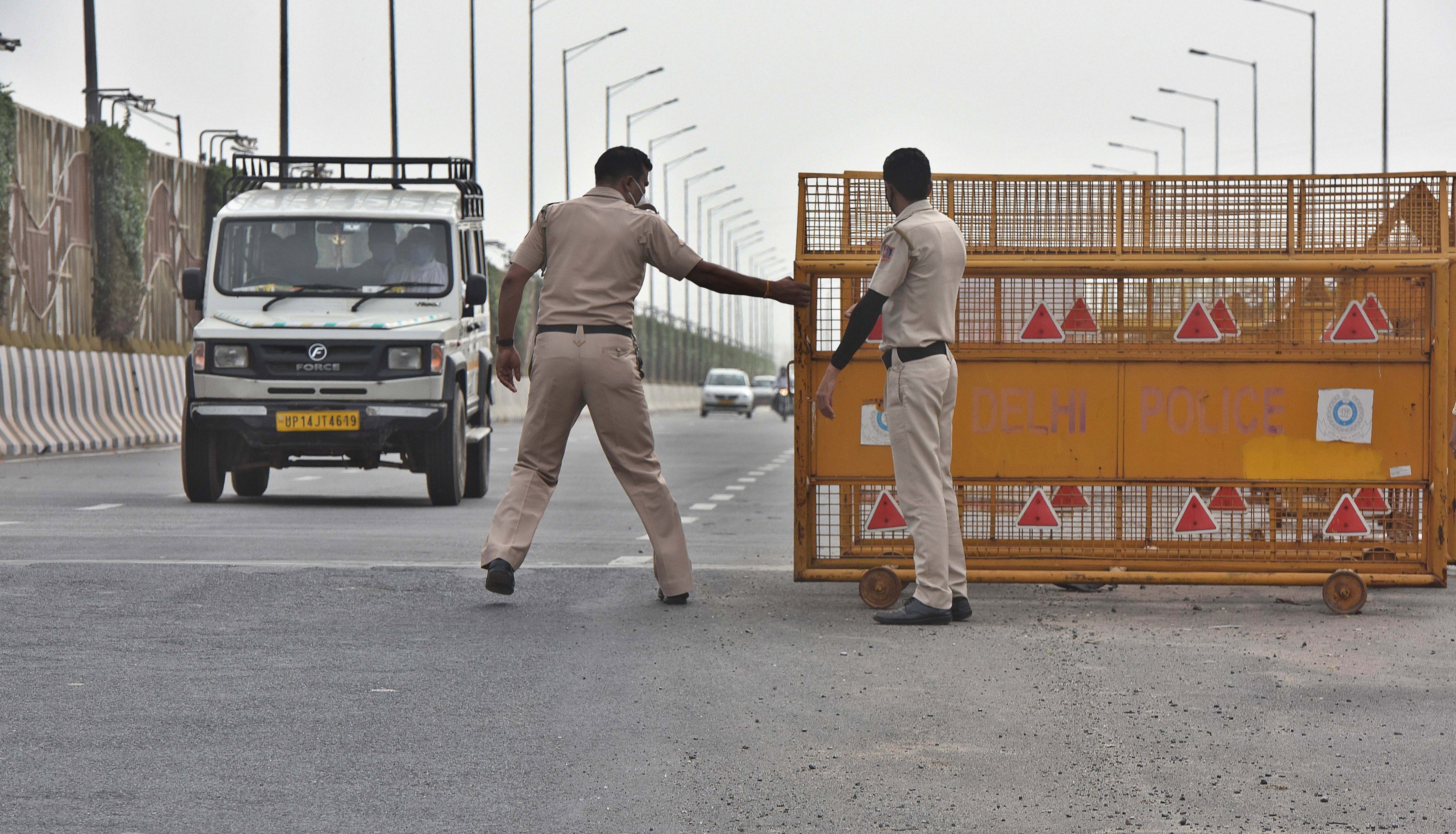 The containment zones in Delhi climbed to 2,008 on Monday from 1,621 on Sunday. (Photo by Raj K Raj / Hindustan Times) The containment zones in Delhi climbed to 2,008 on Monday from 1,621 on Sunday. (Photo by Raj K Raj / Hindustan Times)