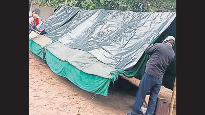 The temporary night shelter set up by Ludhiana MC near Durga Mata Mandir has been made using waterproof material. (HT Photo)