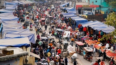 People flout Covid-appropriate behaviour as they throng Sadar Bazar in New Delhi on Tuesday. (ANI) People flout Covid-appropriate behaviour as they throng Sadar Bazar in New Delhi on Tuesday. (ANI)