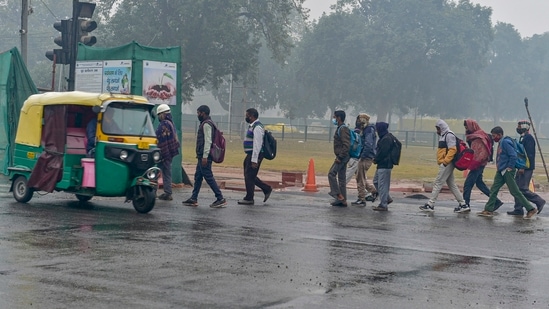 "High winds and intermittent rains are likely during January 5 to January 8 that is expected to improve AQI significantly to 'lower end of very poor' through strong dispersion and wet deposition. Mixing layer height continues to be about 1 km," the India Meteorological Department (IMD) said in a statement.(PTI)