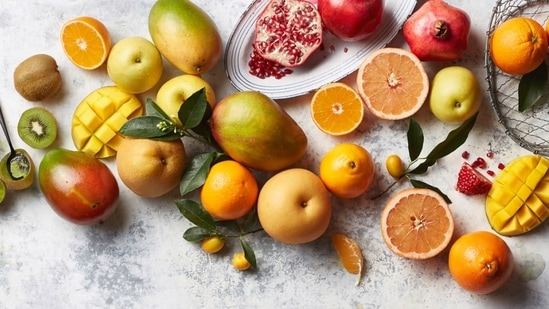 Fruits help in keeping the water level of the body intact. Fructose helps in curbing the urge of consuming sweets and the fibre content helps in keeping you satiated.