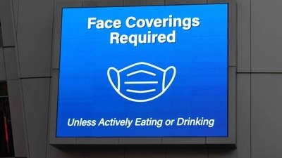 A Covid-19 face mask advisory sign at the Crypto.com Arena during the NBA game between the LA Clippers and the Minnesota Timberwolves. (Photo: USA Today sports)