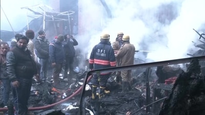 Fire broke out in Delhi's Lajpat Rai market&nbsp; (ANI photo)