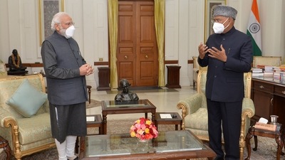 PM Modi met President Ram Nath Kovind on Thursday and briefed him about the security breach incident in Punjab. (ANI Photo) PM Modi met President Ram Nath Kovind on Thursday and briefed him about the security breach incident in Punjab. (ANI Photo)