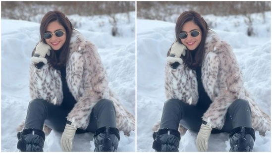 "Make a wish," wrote Aamna for the pictures.(Instagram/@aamnasharifofficial)
