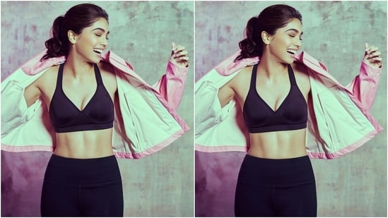 Coming to the clothes that Sharvari wore in the pictures, we loved every bit of it. The star chose an all-black workout look and added a pop of colour to it. She wore a black sports bra with a plunging neckline and cropped length, flaunting her washboard abs.(Instagram/@sharvari)