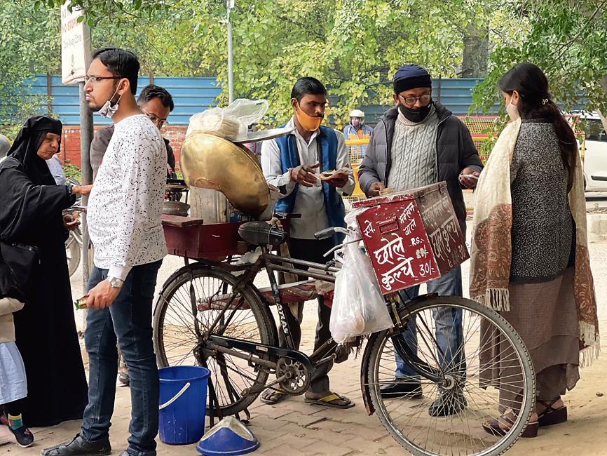 Delhi’s street cuisine is so sophisticated that it is difficult to come across an unsatisfying chhole kulcha. Mr Jasbeer makes it exceptionally well. Delhi’s street cuisine is so sophisticated that it is difficult to come across an unsatisfying chhole kulcha. Mr Jasbeer makes it exceptionally well.