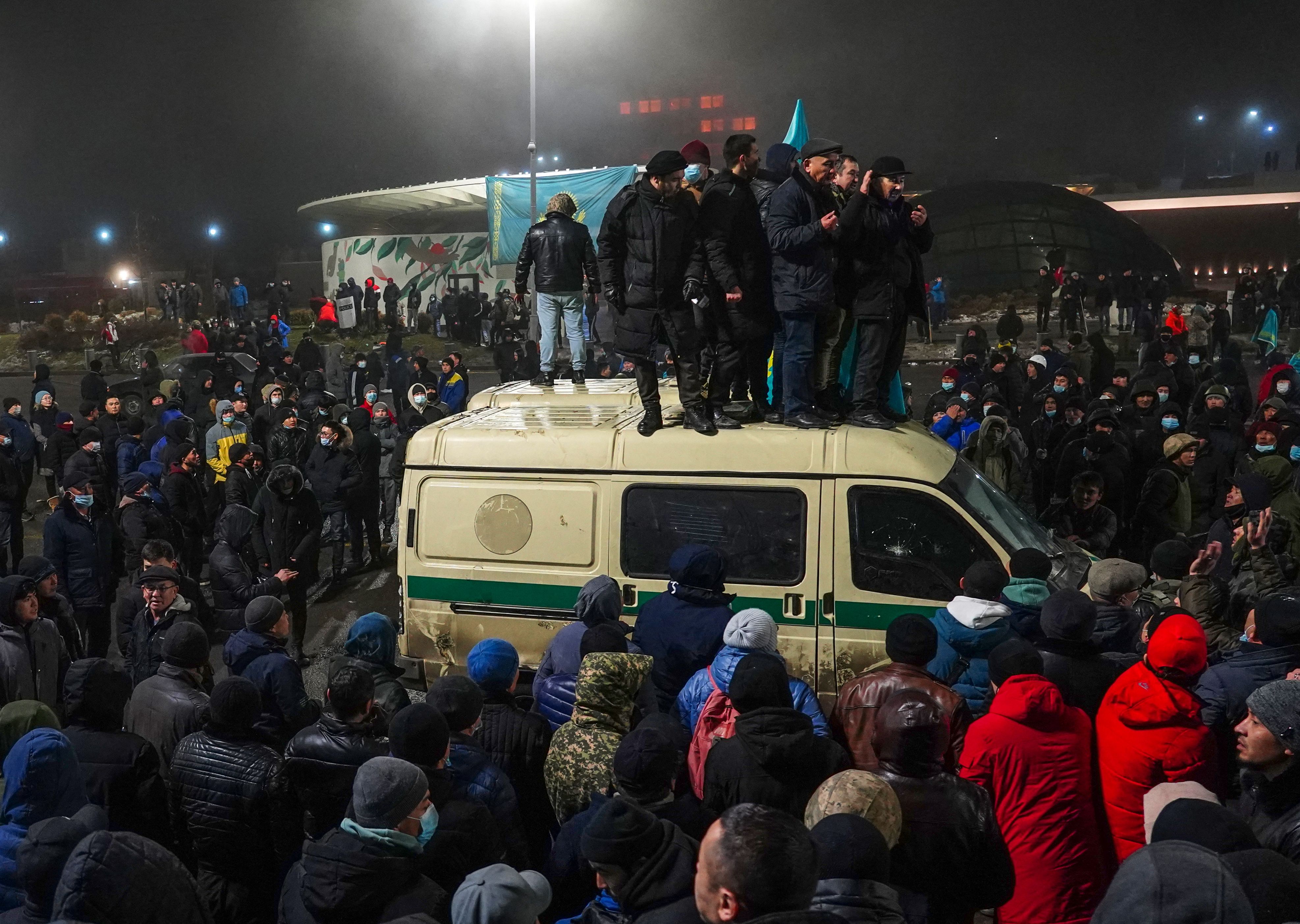 Protesters take part in a rally over a hike in energy prices in Kazakhstan's Almaty. (AFP Photo) Protesters take part in a rally over a hike in energy prices in Kazakhstan's Almaty. (AFP Photo)
