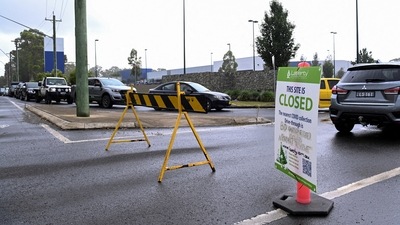 People are turned away at a Covid-19 testing centre in Western Sydney that is closed due to full capacity in the wake of the coronavirus disease (COVID-19) pandemic in Sydney,&nbsp; (REUTERS)
