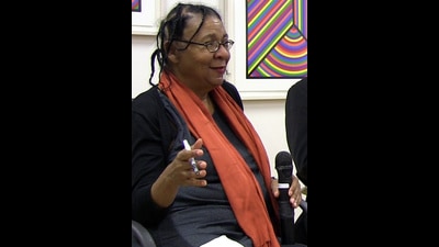 Author, activist and academic bell hooks (Alex Lozupone / Wikimedia Commons)