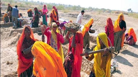 MGNREGS workers.HT FILE PHOTO