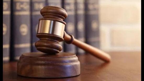 A Chandigarh family court has been asked by the Punjab and Haryana HC to adjourn proceedings in a domestic violence complaint case against a former judge beyond the listing of the same before the HC. (HT Photo/ Representational image)