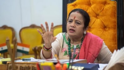 Mumbai mayor Kishori Pednekar has been warning the city that the administration may impose a lockdown if the number of daily cases exceed 20,000. (HT File Photo)