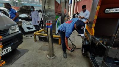 The hike is the sixth increase in CNG and PNG prices from 2021 and the first in 2022. (HT PHOTO) The hike is the sixth increase in CNG and PNG prices from 2021 and the first in 2022. (HT PHOTO)