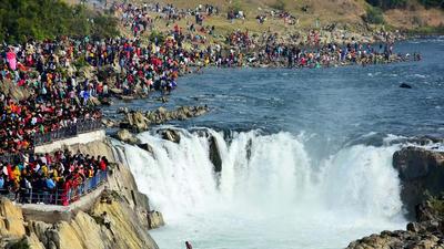 The Marble Rocks waterfall on the Narmada River in Jabalpur. (ANI)