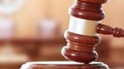 While hearing a contempt plea filed by the mother against the father for not paying maintenance, the court was informed that the younger daughter is pursuing her bachelors in law from a college in Ghaziabad and is currently in the third year. She missed out on the midterms of the fifth semester due to non-payment of tuition fee, the court was told (Getty Images/iStockphoto) While hearing a contempt plea filed by the mother against the father for not paying maintenance, the court was informed that the younger daughter is pursuing her bachelors in law from a college in Ghaziabad and is currently in the third year. She missed out on the midterms of the fifth semester due to non-payment of tuition fee, the court was told (Getty Images/iStockphoto)