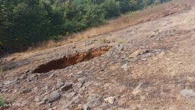 The dam will be repaired by placing sand and other materials where the breach has been found to control the seepage (HT File) The dam will be repaired by placing sand and other materials where the breach has been found to control the seepage (HT File)