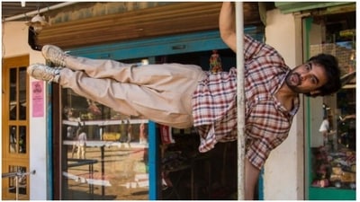 Tovino Thomas did the human flag with a Minnal Murali reference (Instagram/@tovinothomas)